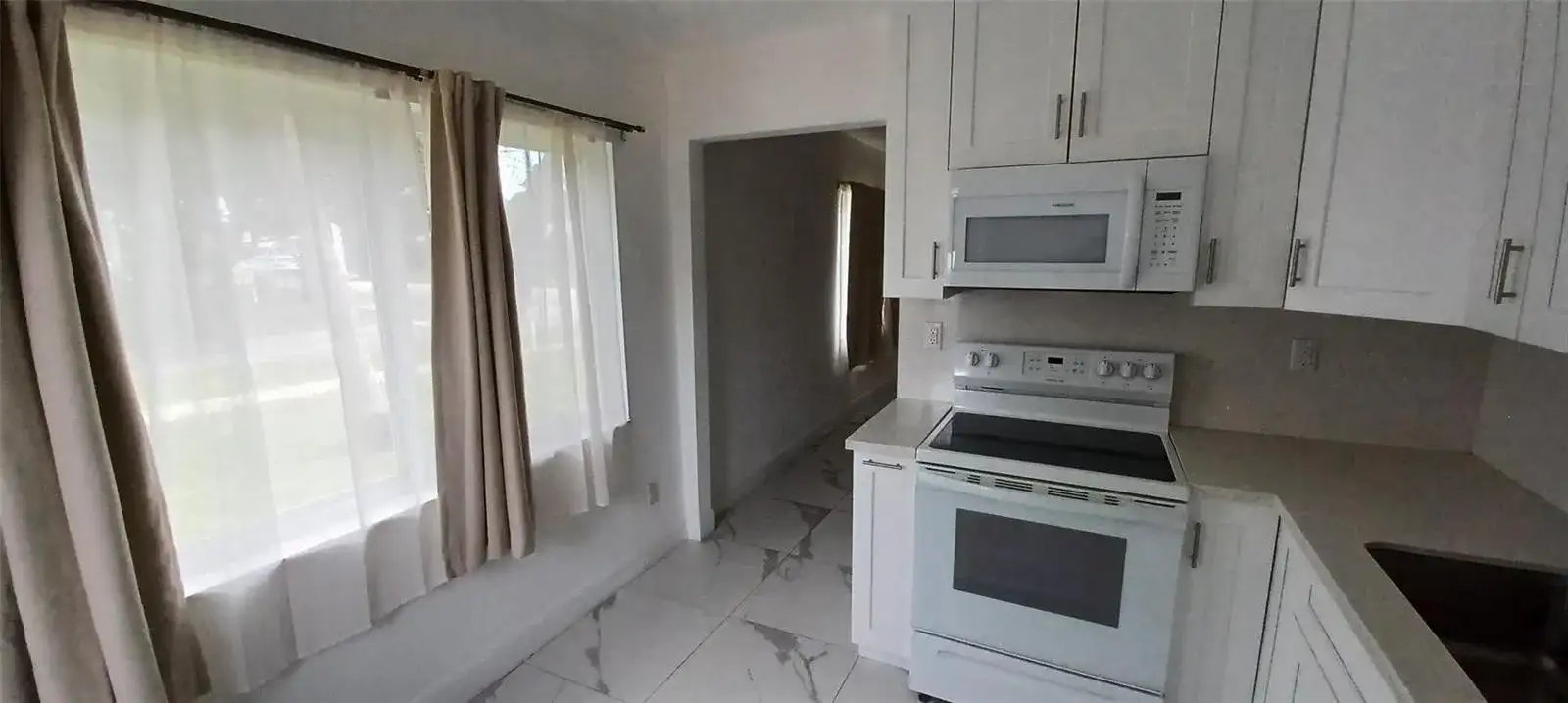 602 SE 2nd Avenue, Dania Beach FL 33004 photo 4