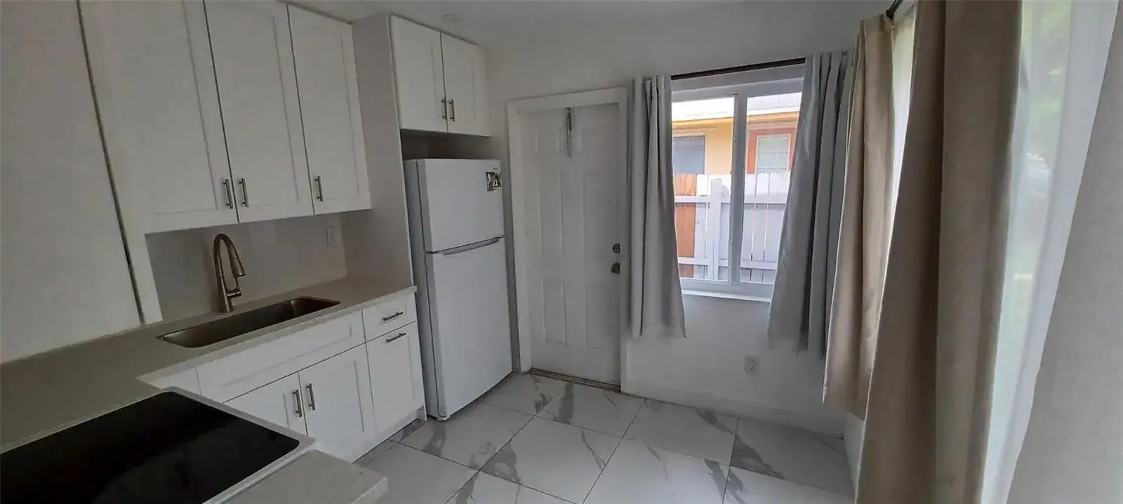 602 SE 2nd Avenue, Dania Beach FL 33004 photo 5