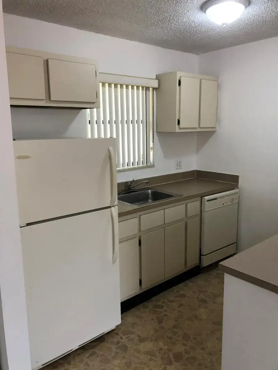 1854 My Place Lane, West Palm Beach FL 33417 photo 3