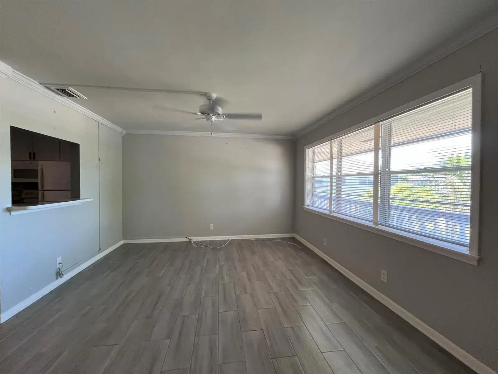 49 Cambridge B, West Palm Beach FL 33417 photo 3