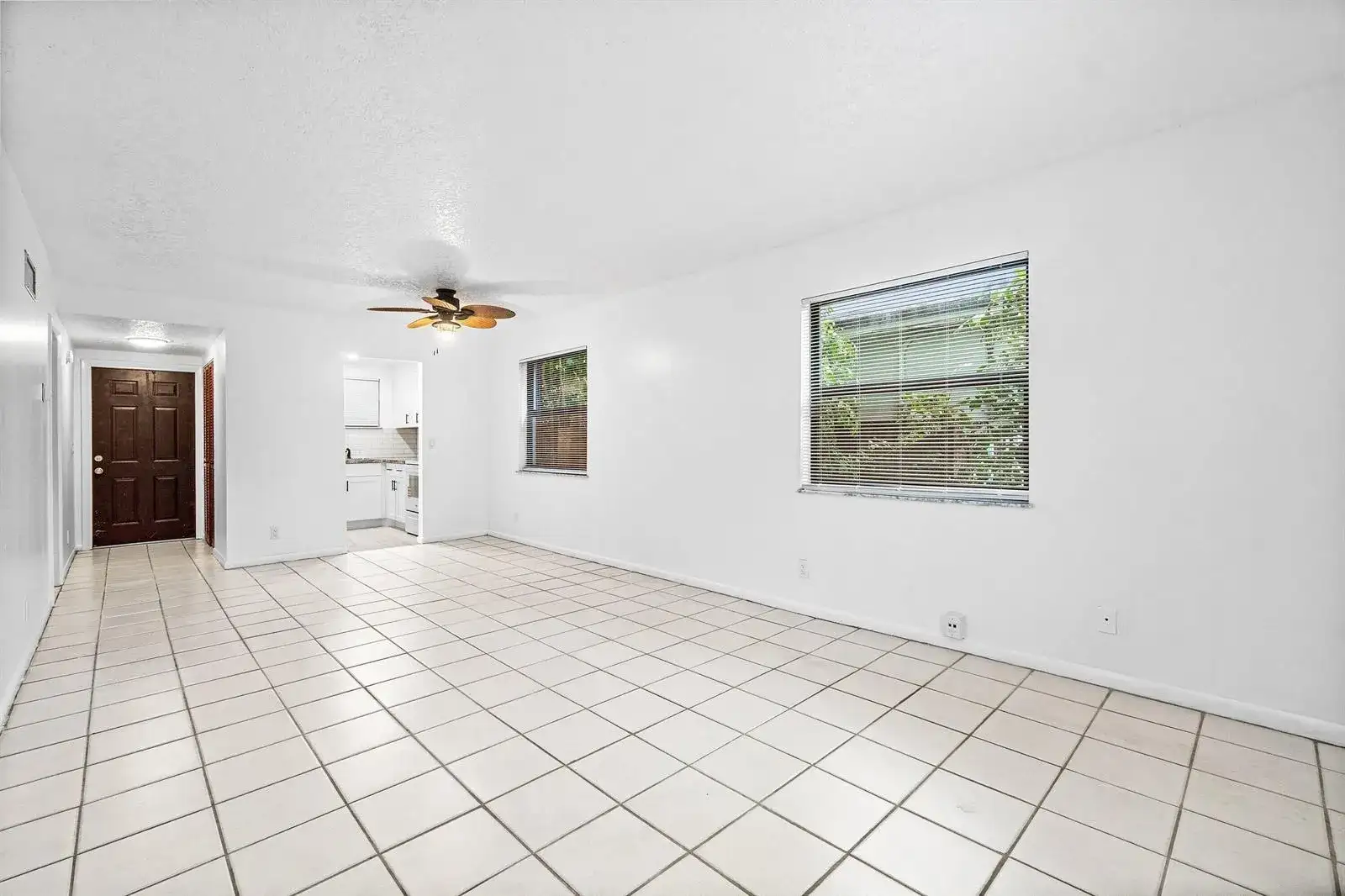 626 N Federal Highway Unit 3, FL 33460 photo 5