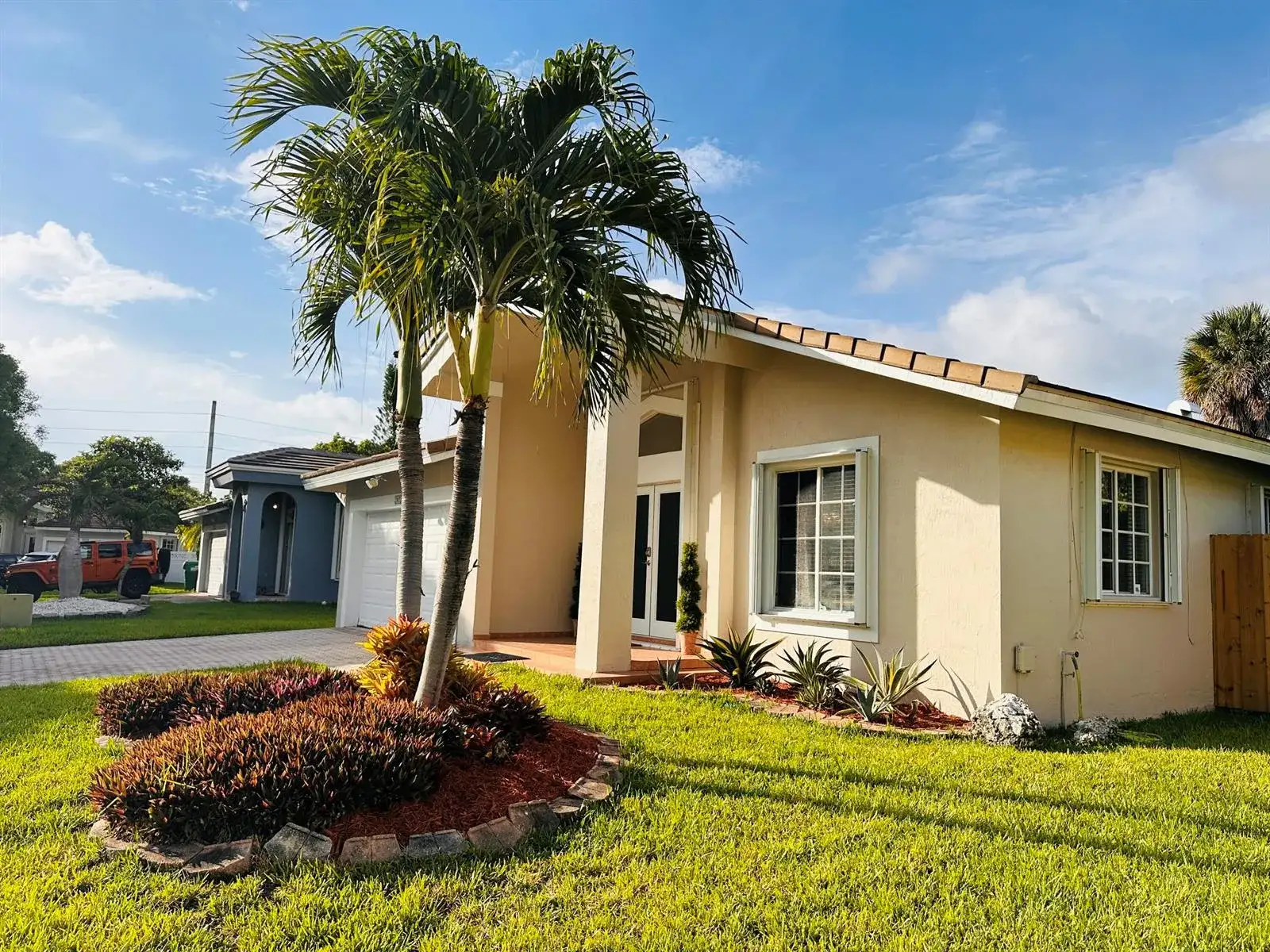 20221 SW 85th Court SW, Cutler Bay FL 33189 photo 2