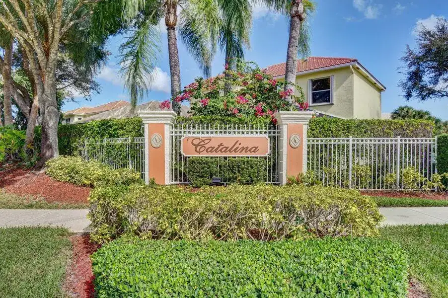 3190 El Camino Real, West Palm Beach FL 33409 photo 2