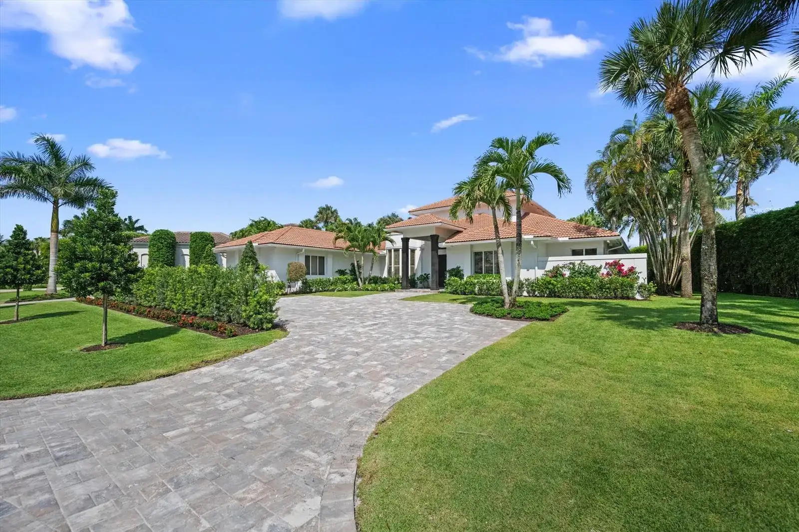 2432 Golf Brook Drive, Wellington FL 33414 photo 2