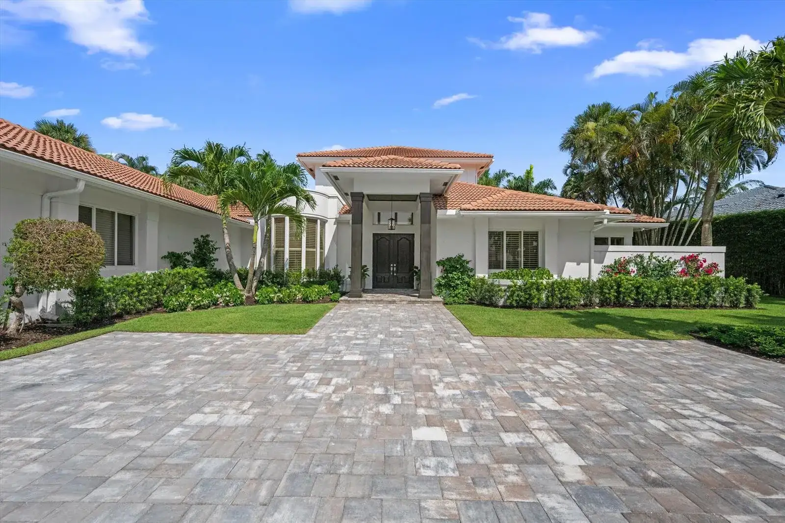 2432 Golf Brook Drive, Wellington FL 33414 photo 3