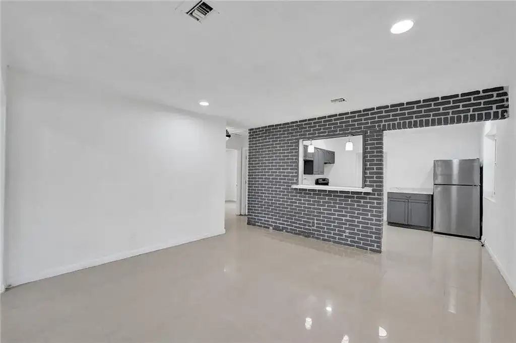 2422 Sherman Street, Hollywood FL 33020 photo 3