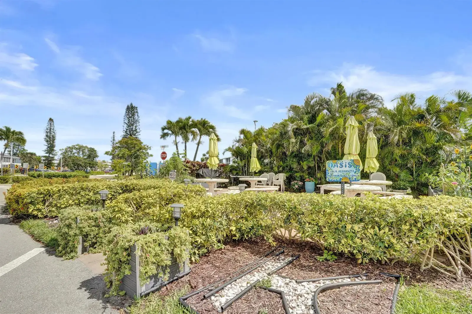 2049 Lyndhurst, Deerfield Beach FL 33442 photo 2