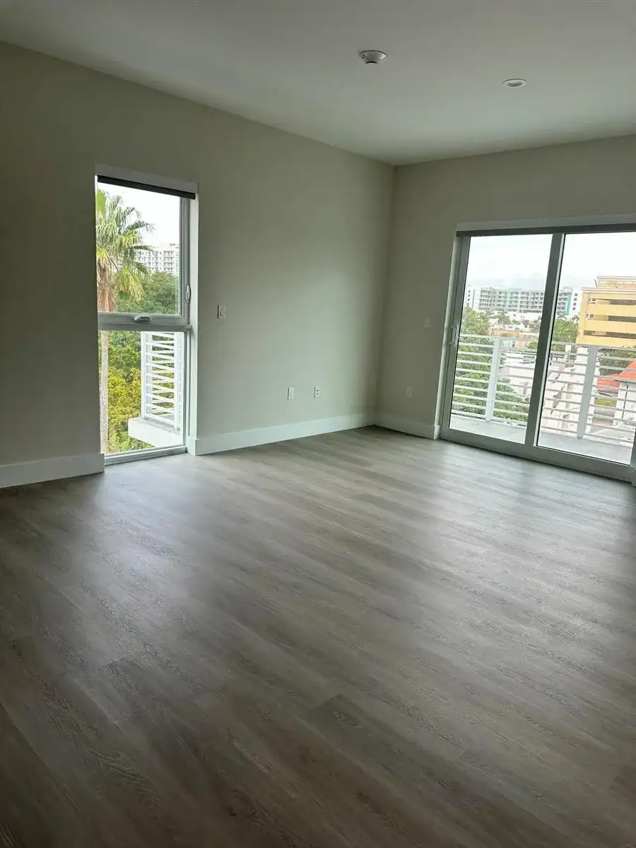 1938 Jackson Street # 402, Hollywood FL 33020 photo 4