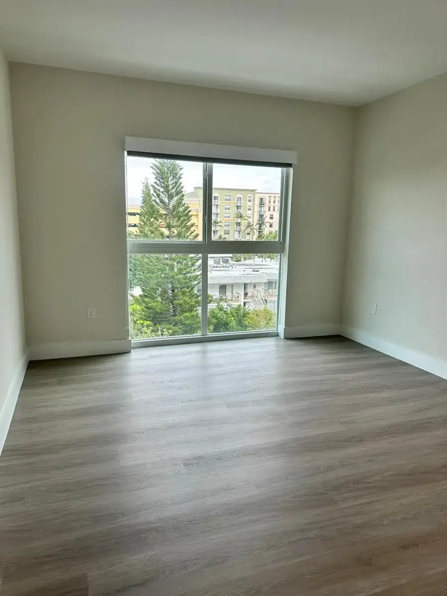 1938 Jackson Street # 402, Hollywood FL 33020 photo 5