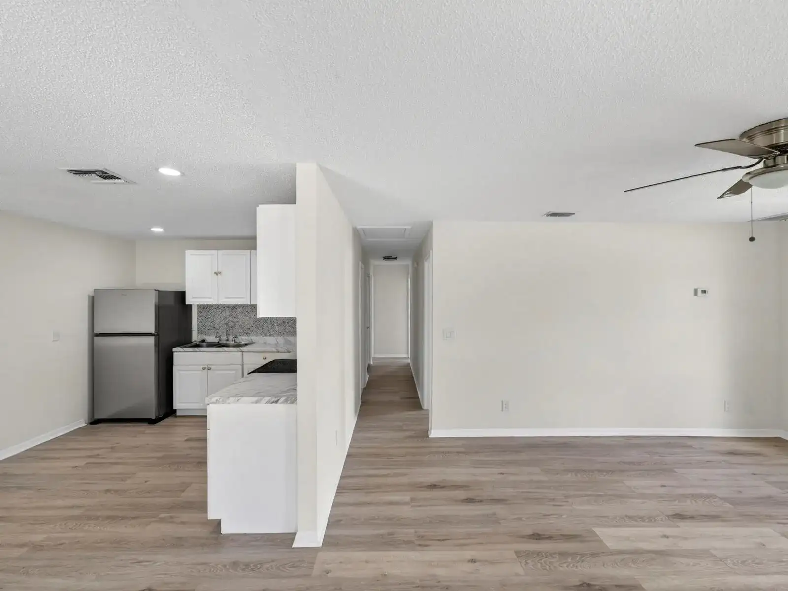 2575 1st Place, Vero Beach FL 32962 photo 3