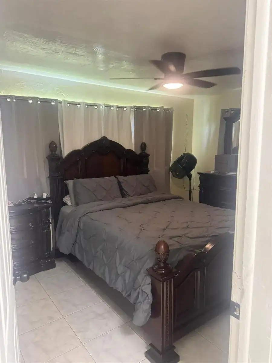 7160 NW 24th Street NW, Sunrise FL 33313 photo 3