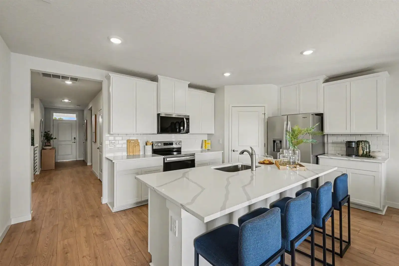 9069 Venetian Square, Vero Beach FL 32966 photo 5