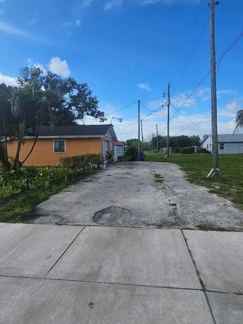 800 NW 1st Street, Delray Beach FL 33444 photo 4