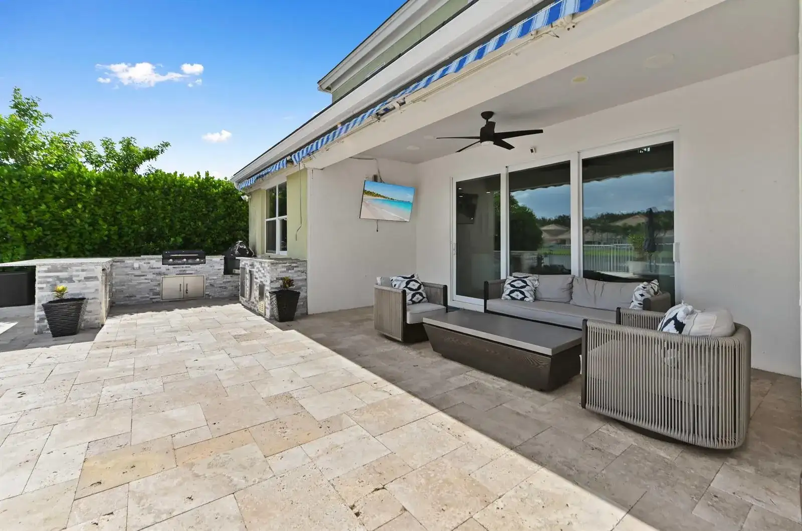 9526 Wrangler Drive, Lake Worth FL 33467 photo 4