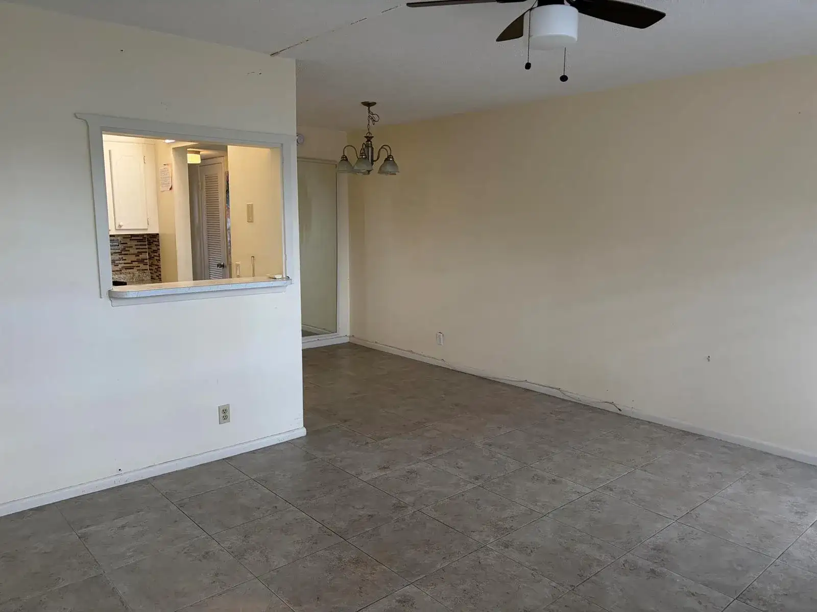 220 Berkshire K # 220, West Palm Beach FL 33417 photo 2