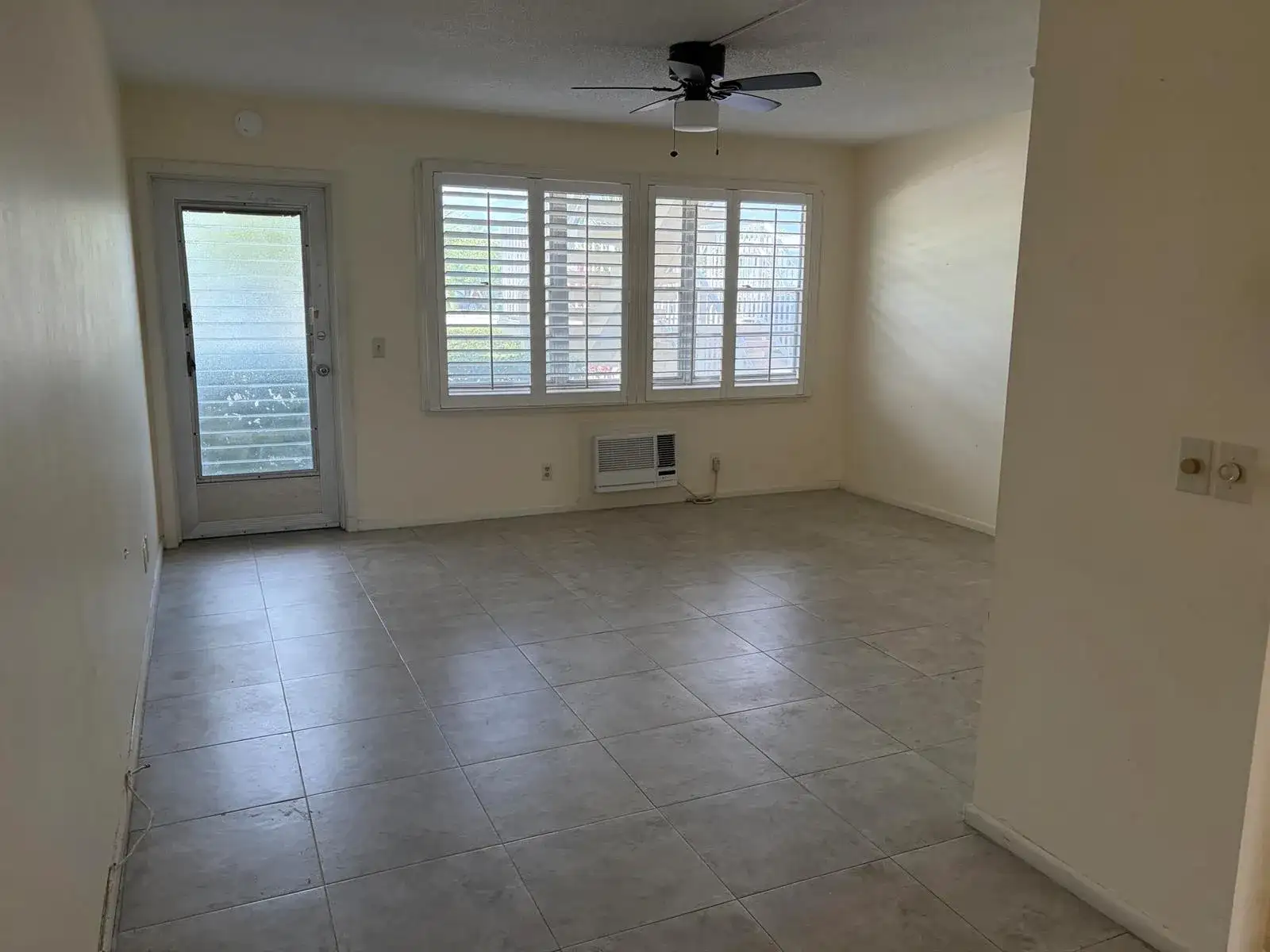 220 Berkshire K # 220, West Palm Beach FL 33417 photo 3