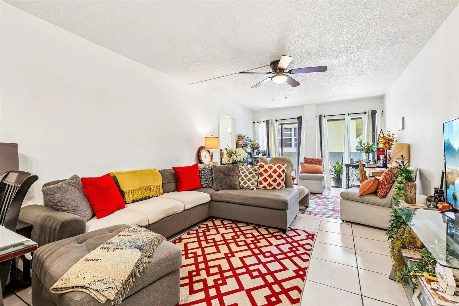 6941 Carlyle Avenue # 2e, Miami Beach FL 33141 photo 3