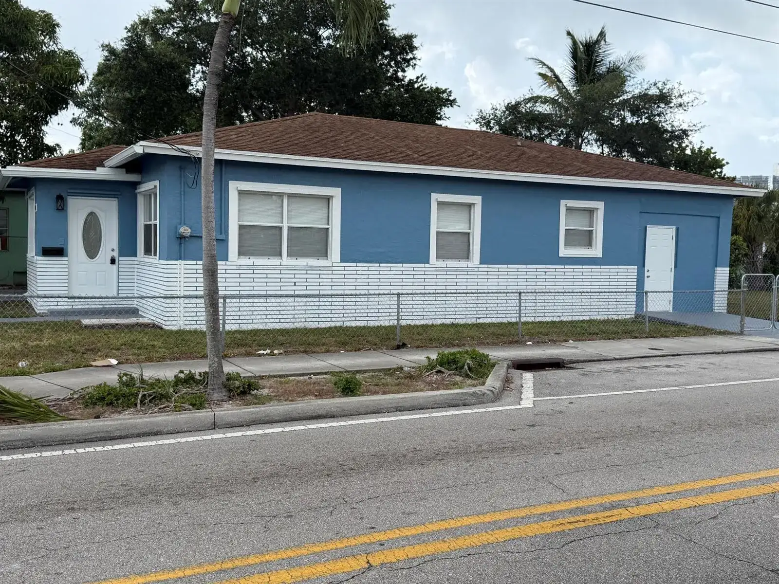 926 14th Street, West Palm Beach FL 33401 photo 3