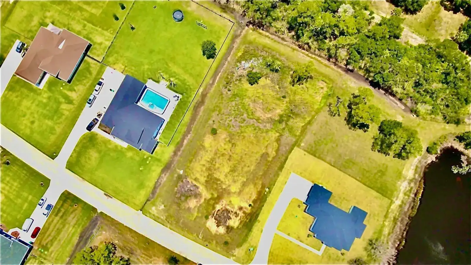 10627 Lighter Wood Lane, Fort Pierce FL 34945 photo 5