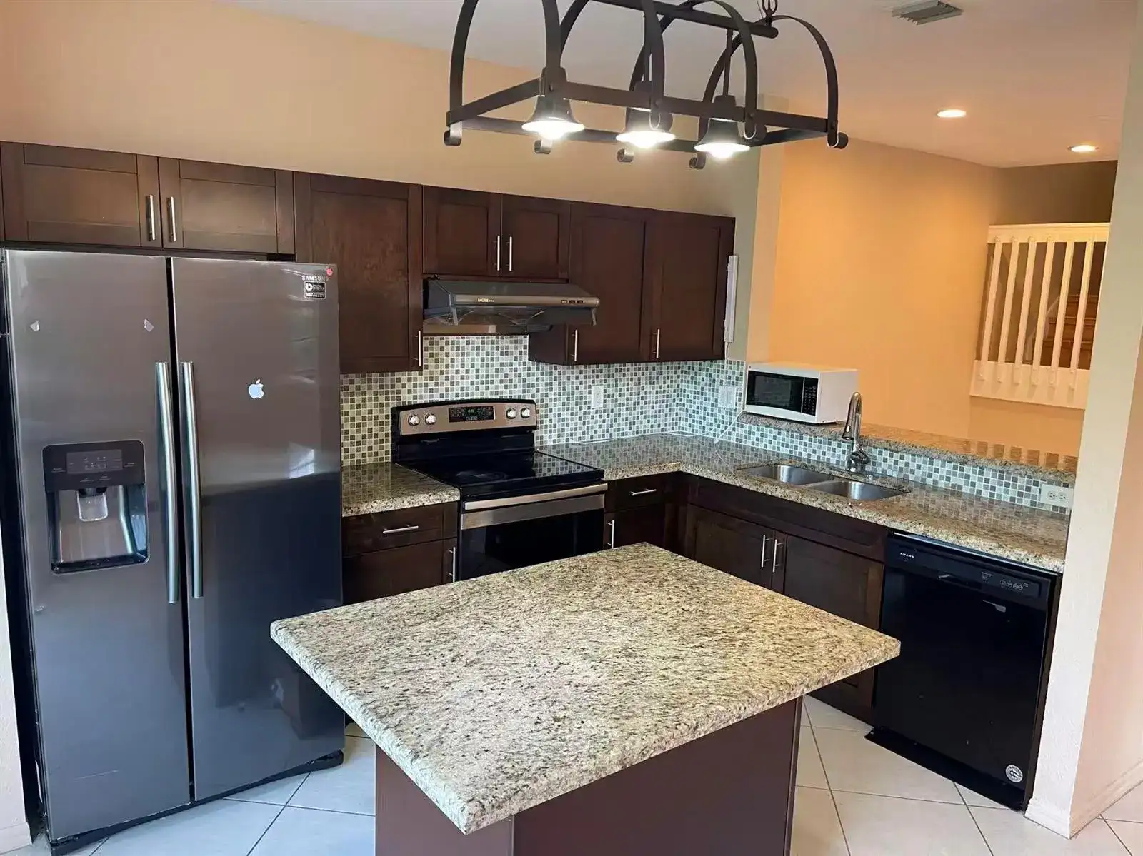 4061 NW 91st Terrace, Sunrise FL 33351 photo 3