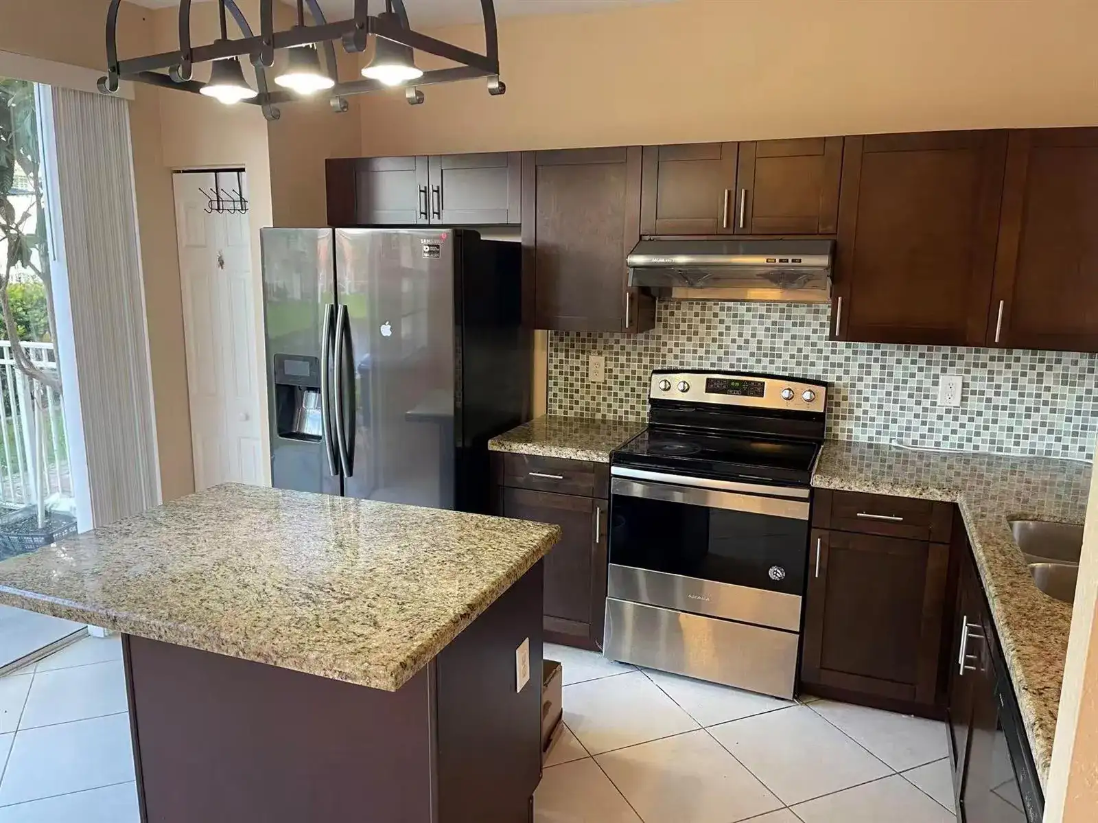 4061 NW 91st Terrace, Sunrise FL 33351 photo 4