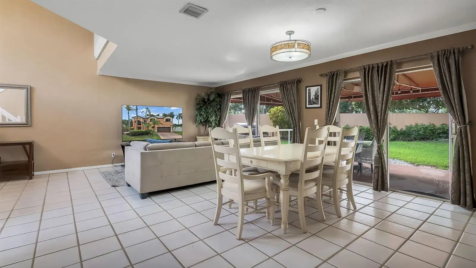 2510 Rampart Way S, Hollywood FL 33026 photo 5