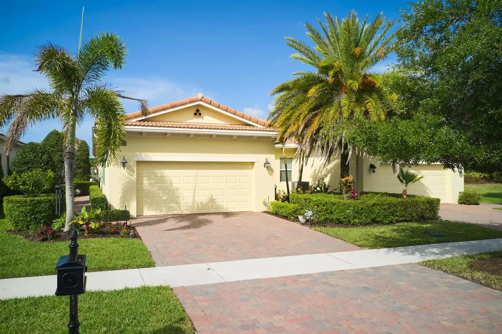 17128 SW Ambrose Way, Port St. Lucie FL 34986 photo 3