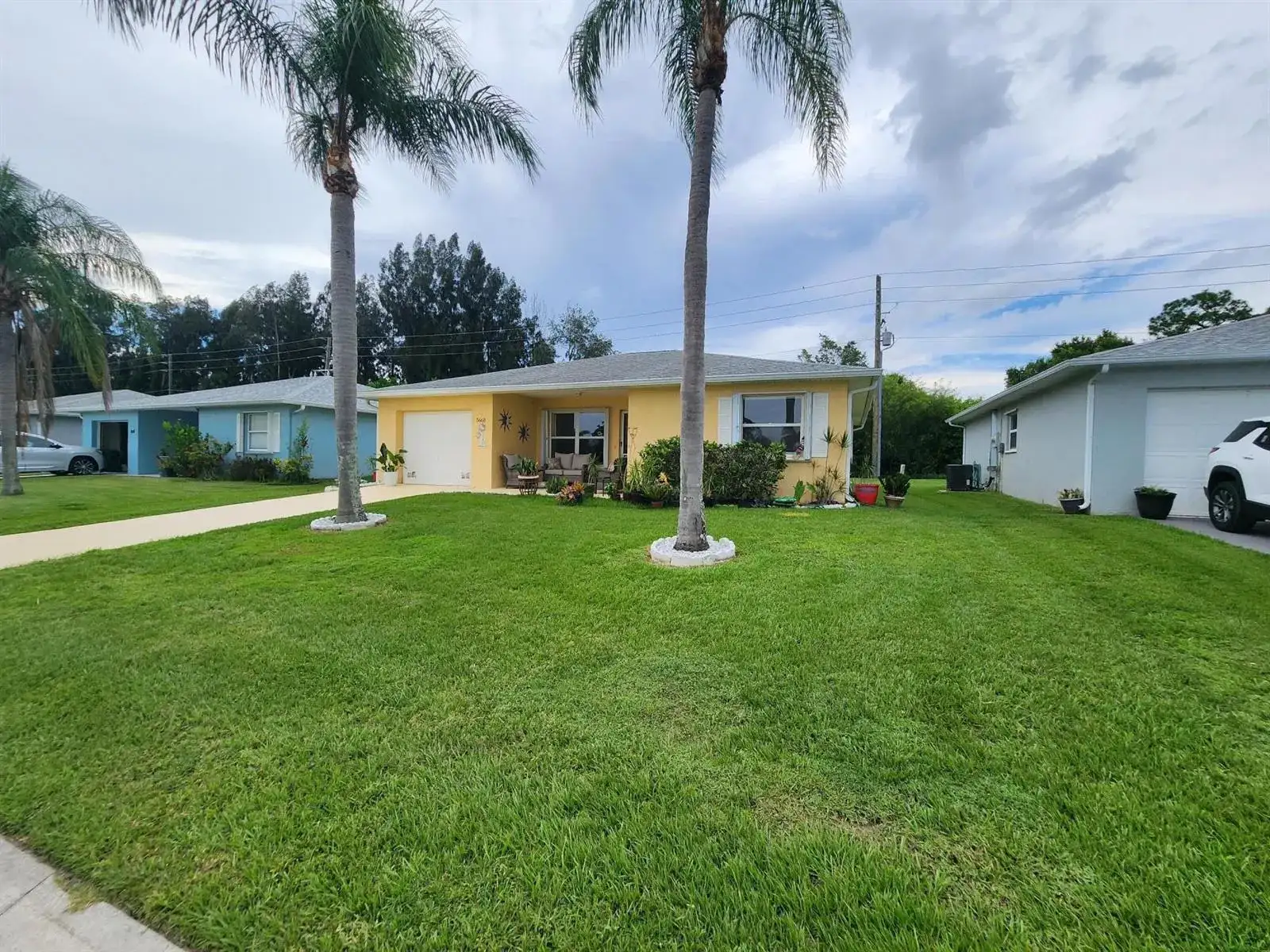 5668 Travelers Way, Fort Pierce FL 34982 photo 2