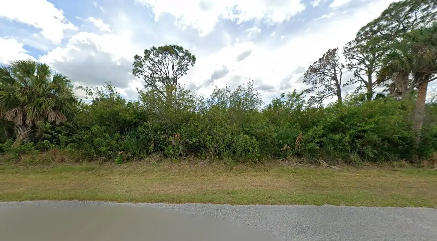 13177 Windcrest Drive, Port Charlotte FL 33953 photo 3