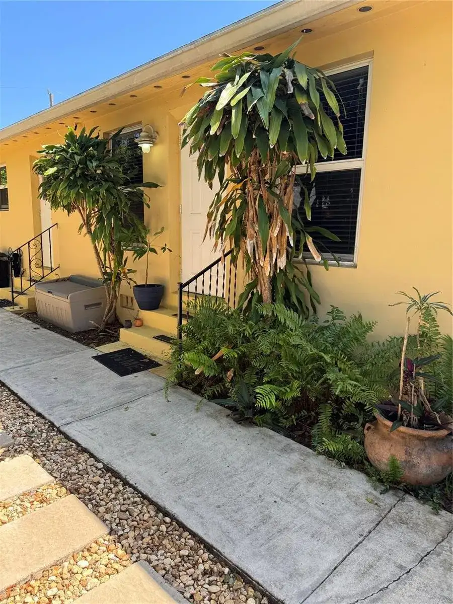 1123 N 17th Avenue # 1, Hollywood FL 33020 photo 4