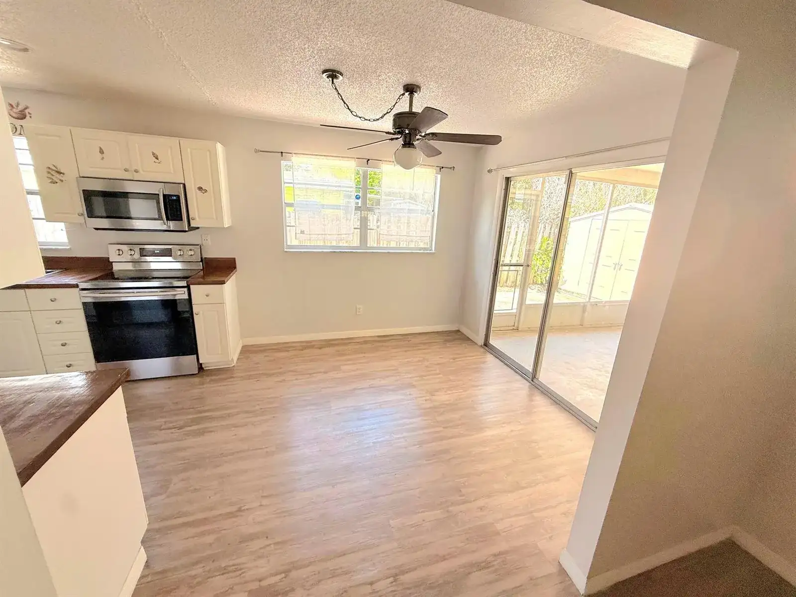 2466 44th Avenue, Vero Beach FL 32966 photo 3