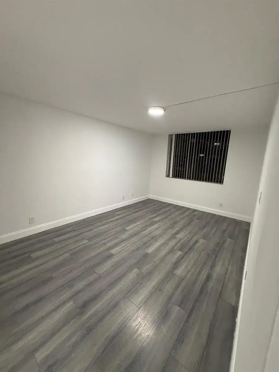 6190 Woodlands Boulevard # 110, Tamarac FL 33319 photo 3