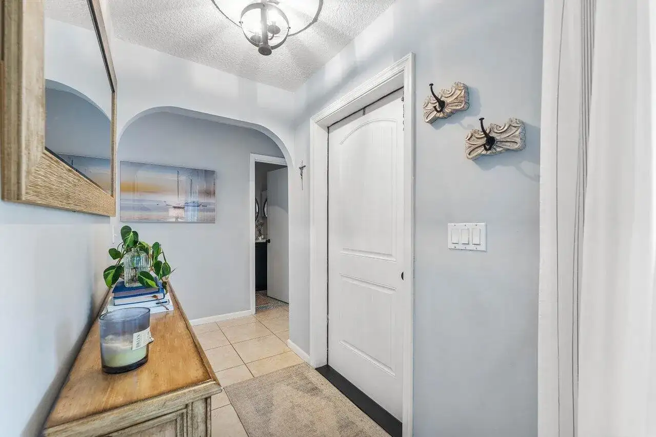 2527 SW 12th Street, Boynton Beach FL 33426 photo 5