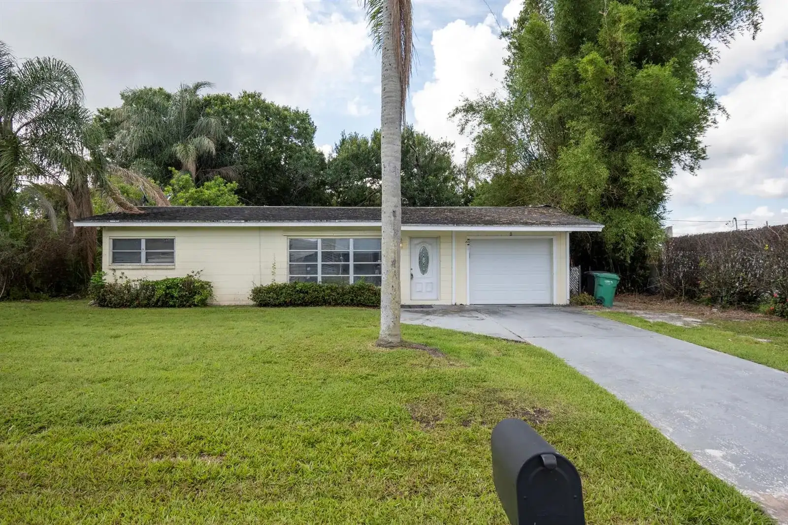 770 Lomas Street, Port St. Lucie FL 34952 photo 2