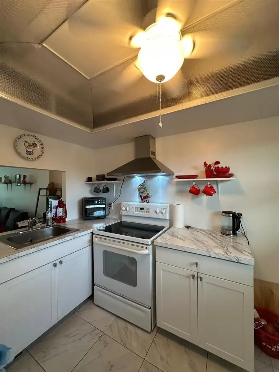 115 Royal Pk Drive # 2g, Oakland Park FL 33309 photo 3