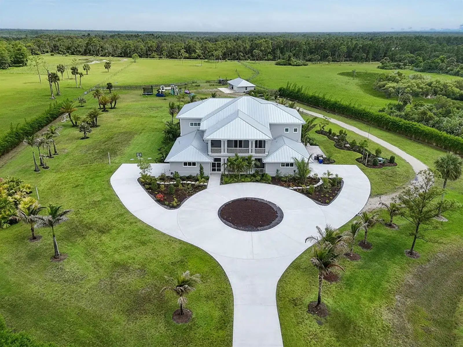 2985 SW Trailside Path, Stuart FL 34997 photo 3