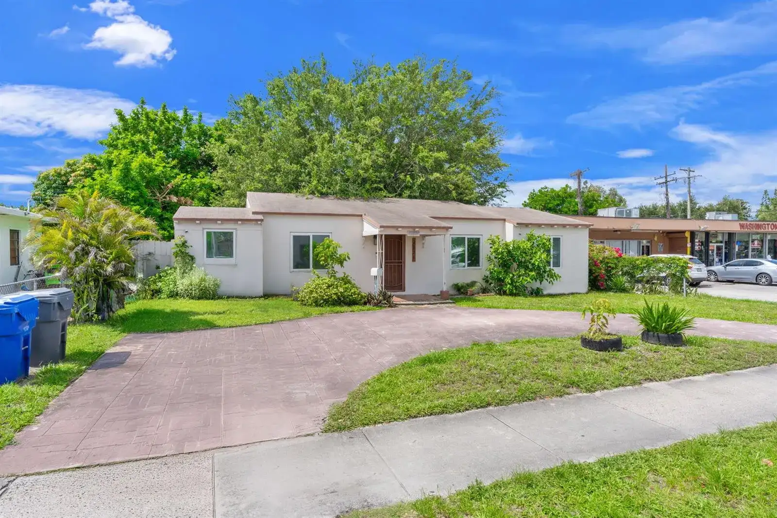 2126 Washington Street, Hollywood FL 33020 photo 2