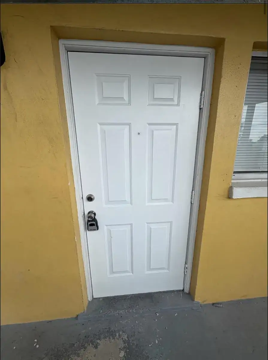 1501 Crescent Circle # E39, Lake Park FL 33403 photo 2