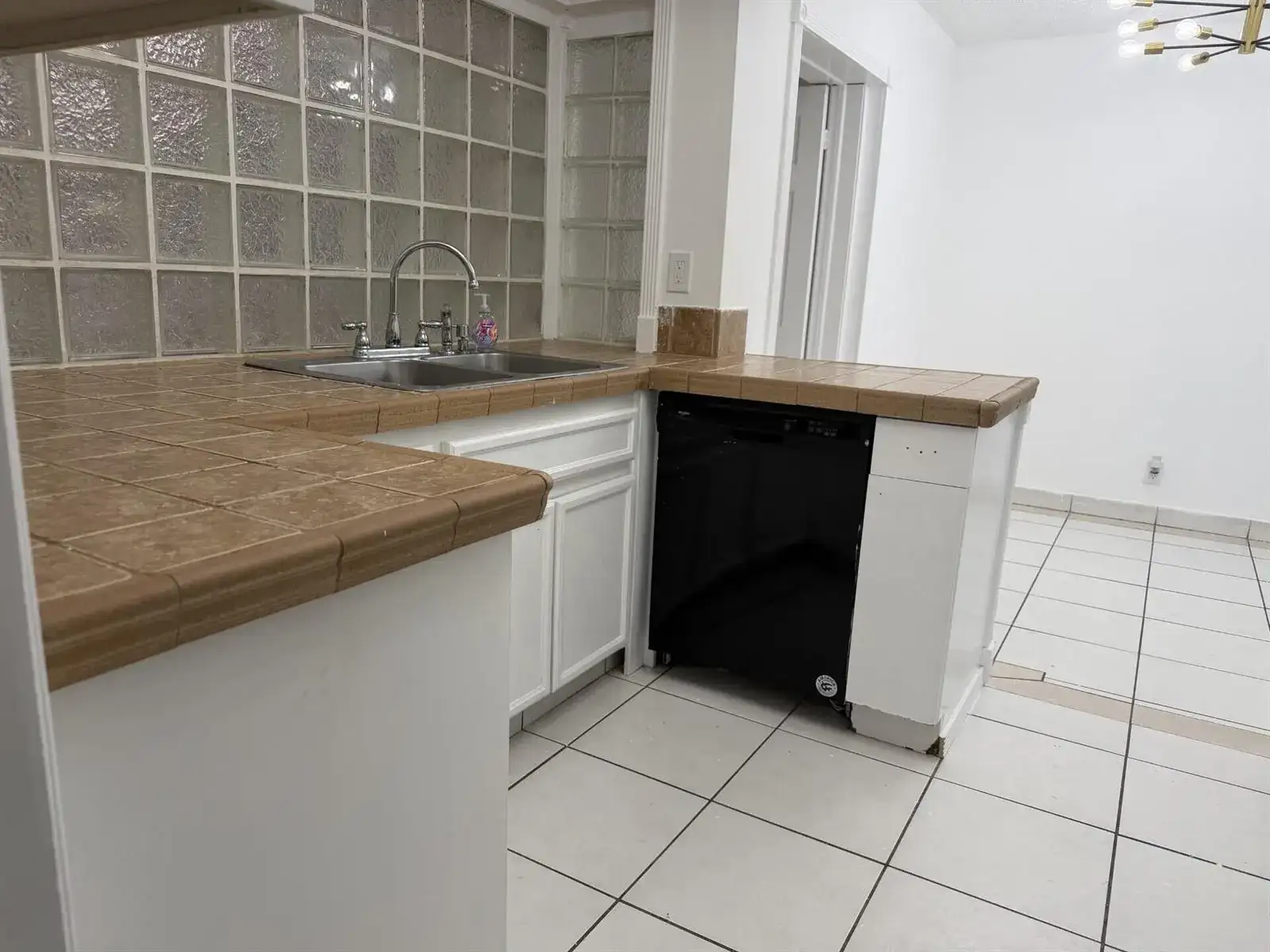7315 NW 57th Place, Tamarac FL 33321 photo 4