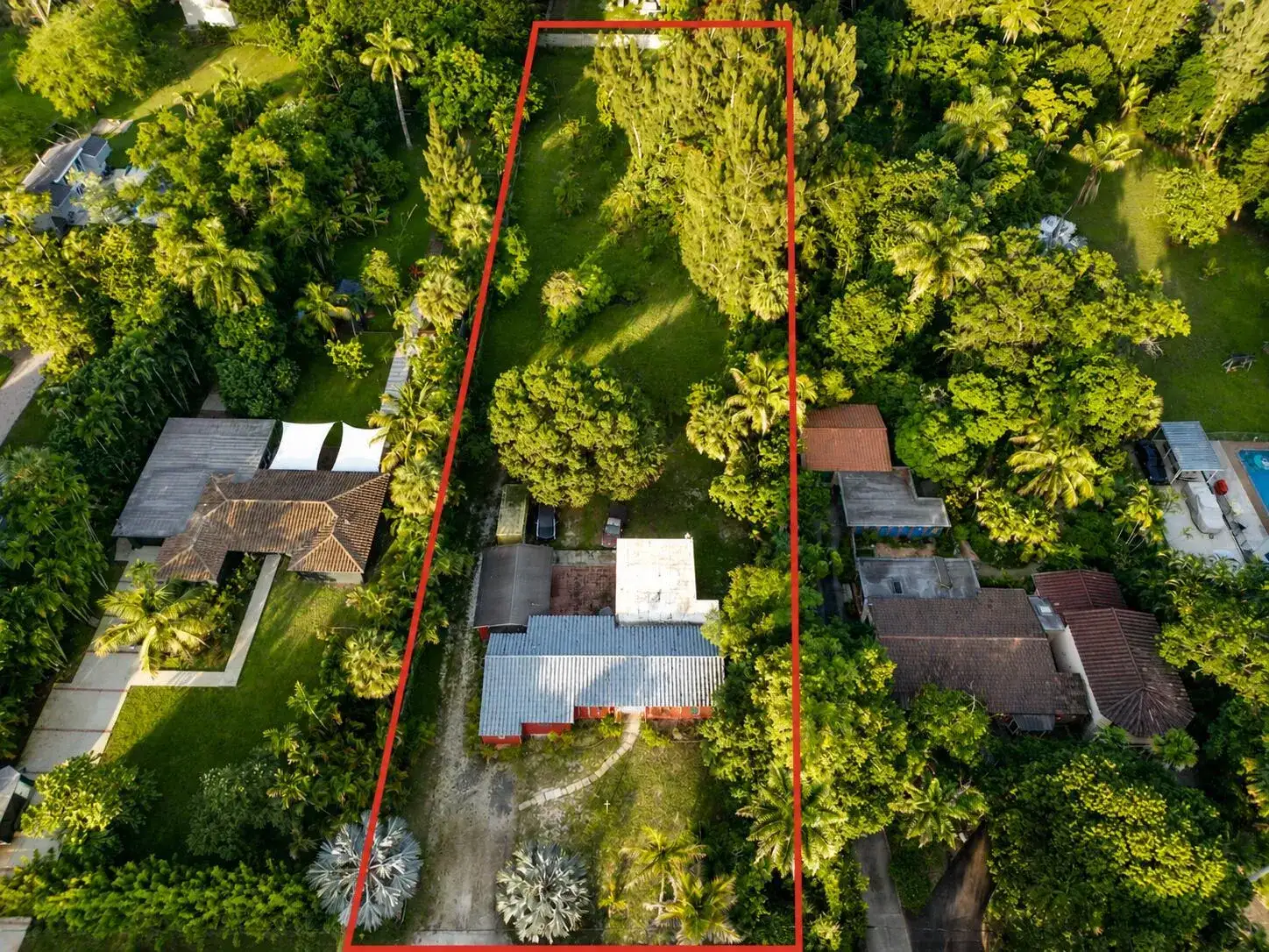 300 Bayberry Drive, Plantation FL 33317 photo 2