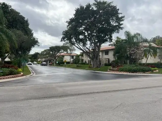 8436 Cypress Lane # 7d, Boca Raton FL 33433 photo 2