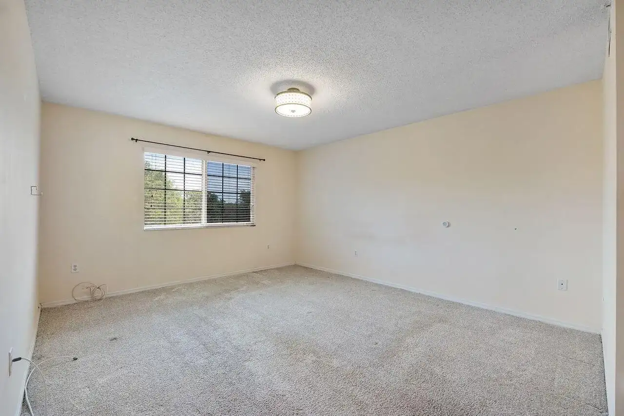 5011 Wiles Road # 303, Coconut Creek FL 33073 photo 3
