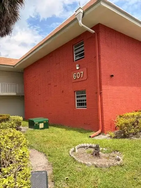 607 S State Rd 7 # 1g, Margate FL 33068 photo 2