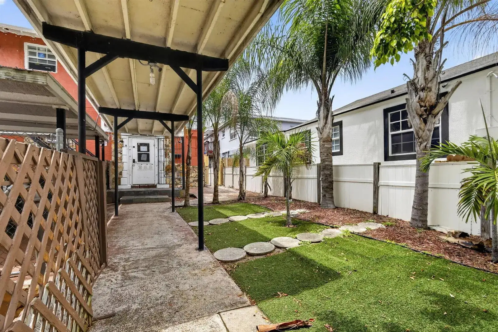 800 14th Street, West Palm Beach FL 33401 photo 2