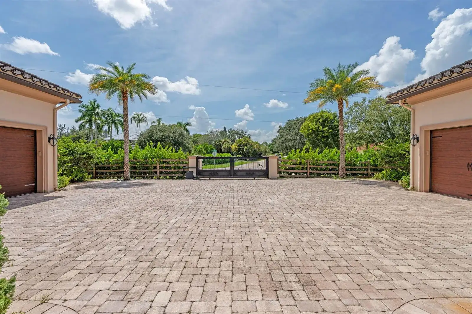 1601 Clydesdale Avenue, Wellington FL 33414 photo 3