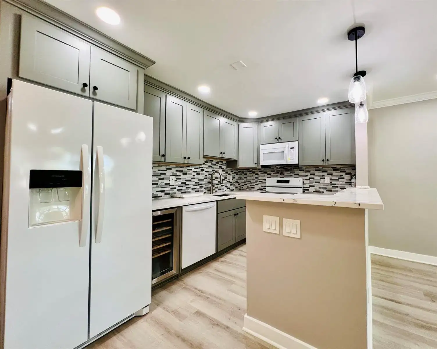 15 Bedford A, West Palm Beach FL 33417 photo 2