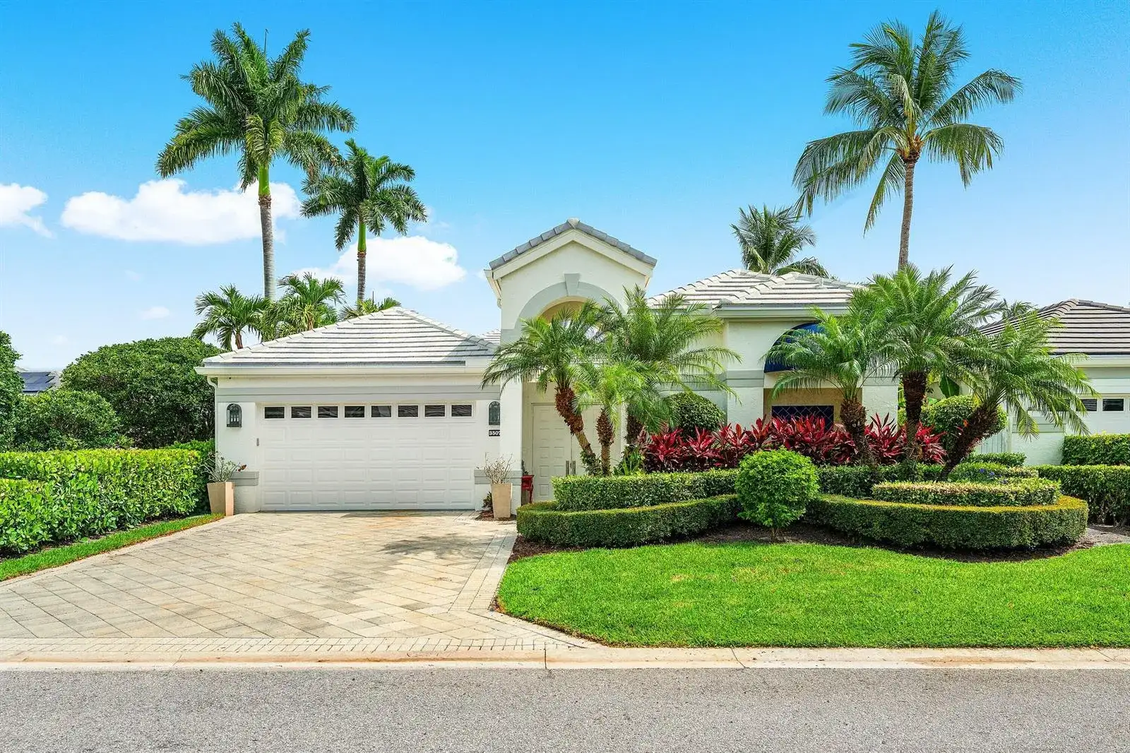 3507 NW Clubside Circle, Boca Raton FL 33496 photo 2
