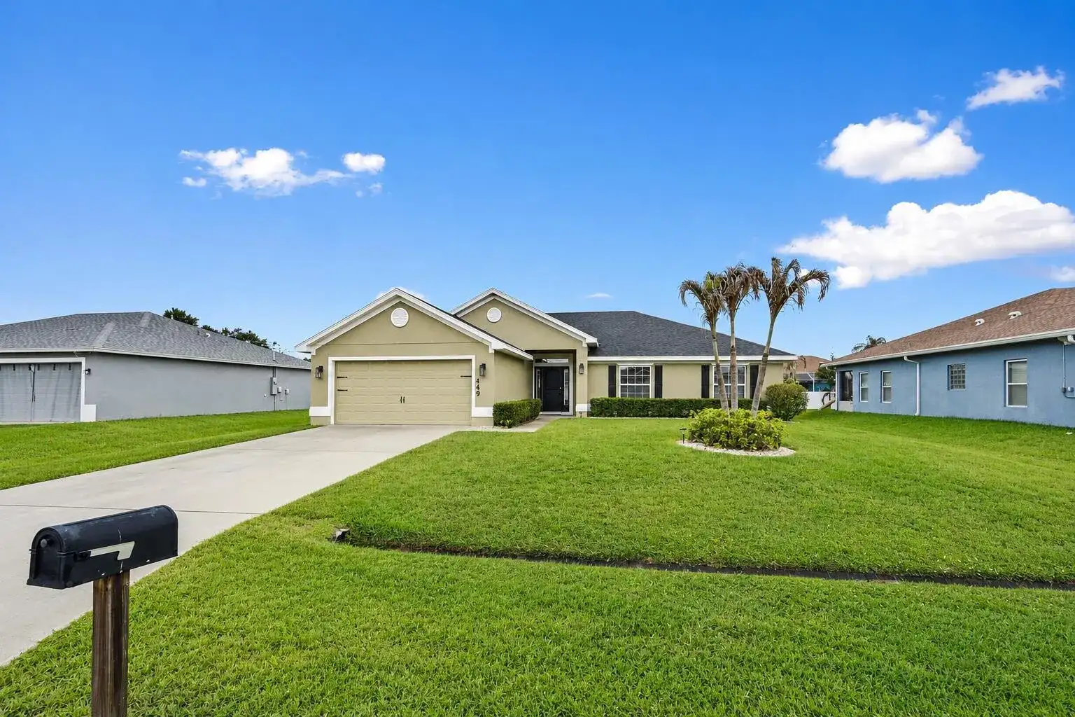 449 SW Exmore Avenue, Port St. Lucie FL 34983 photo 2