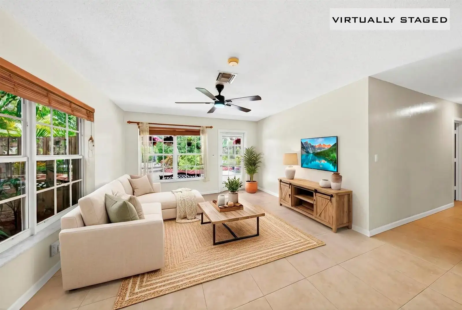 1540 NE 40th Street, Oakland Park FL 33334 photo 4