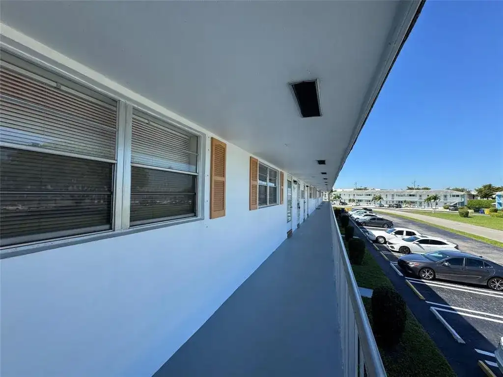 1116 Lake Terrace # 214, Boynton Beach FL 33426 photo 4